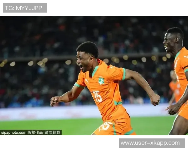 姆伯莫三球一助攻助曼联连胜官方宣布其为十月最佳球员